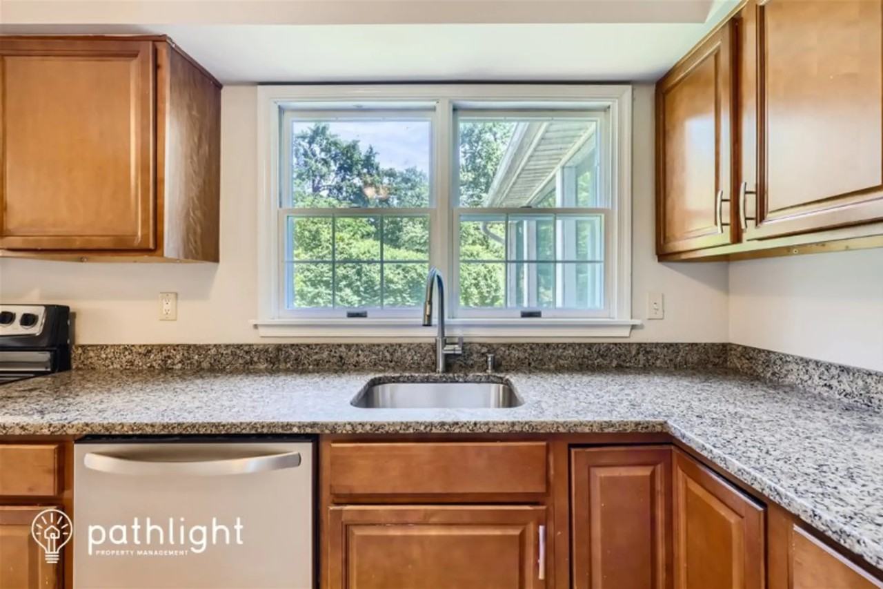 9317 Ramblebrook Rd - Photo 3 of 22
