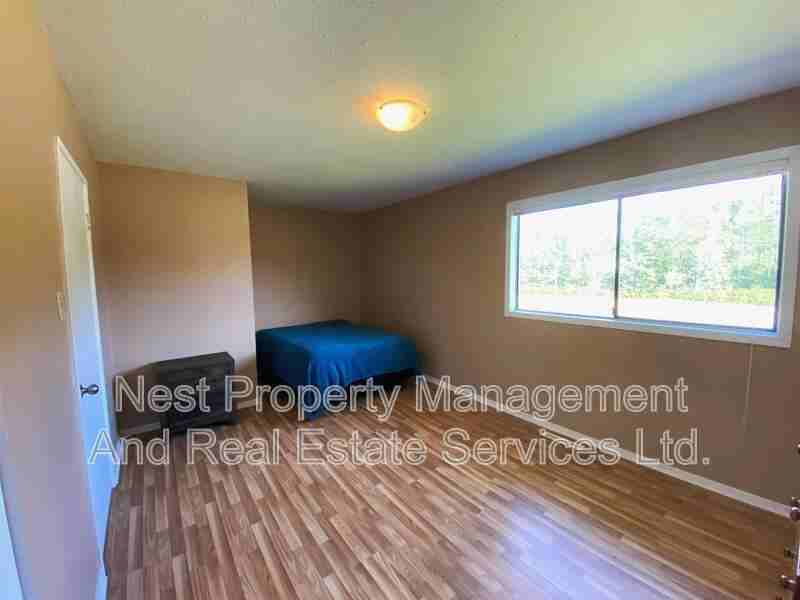 34 Little Wedeene St #1 - Photo 7 of 12