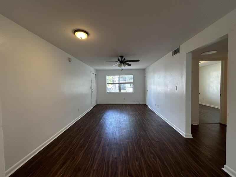 7004 South Kissimmee Street - Photo 5 of 15