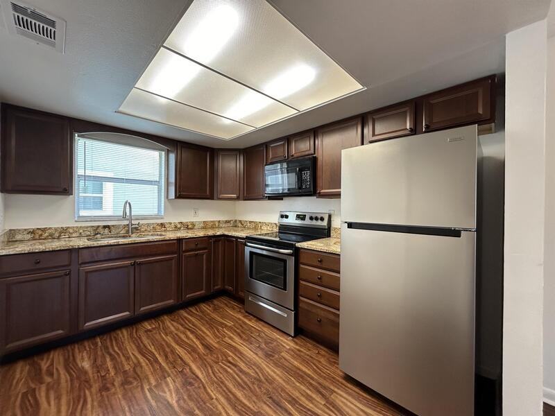 7004 South Kissimmee Street - Photo 7 of 15