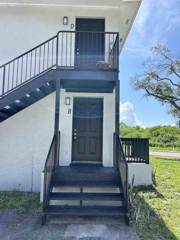 7002 S Kissimmee St - Photo 3 of 14