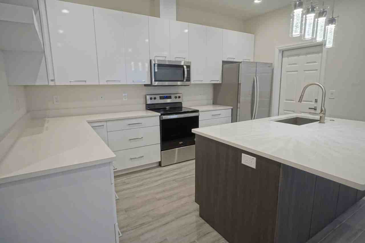 4102 N Thatcher Ave #B - Photo 5 of 14