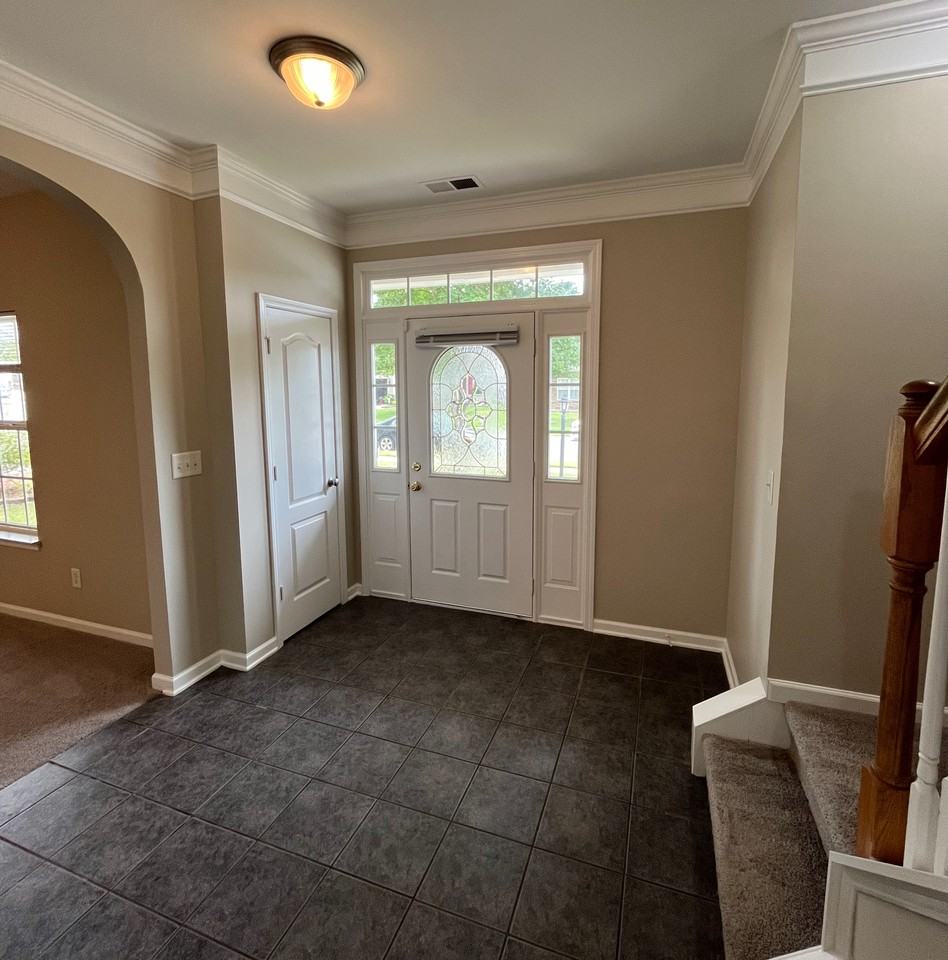 15315 Edgewater Forest Ln - Photo 3 of 35