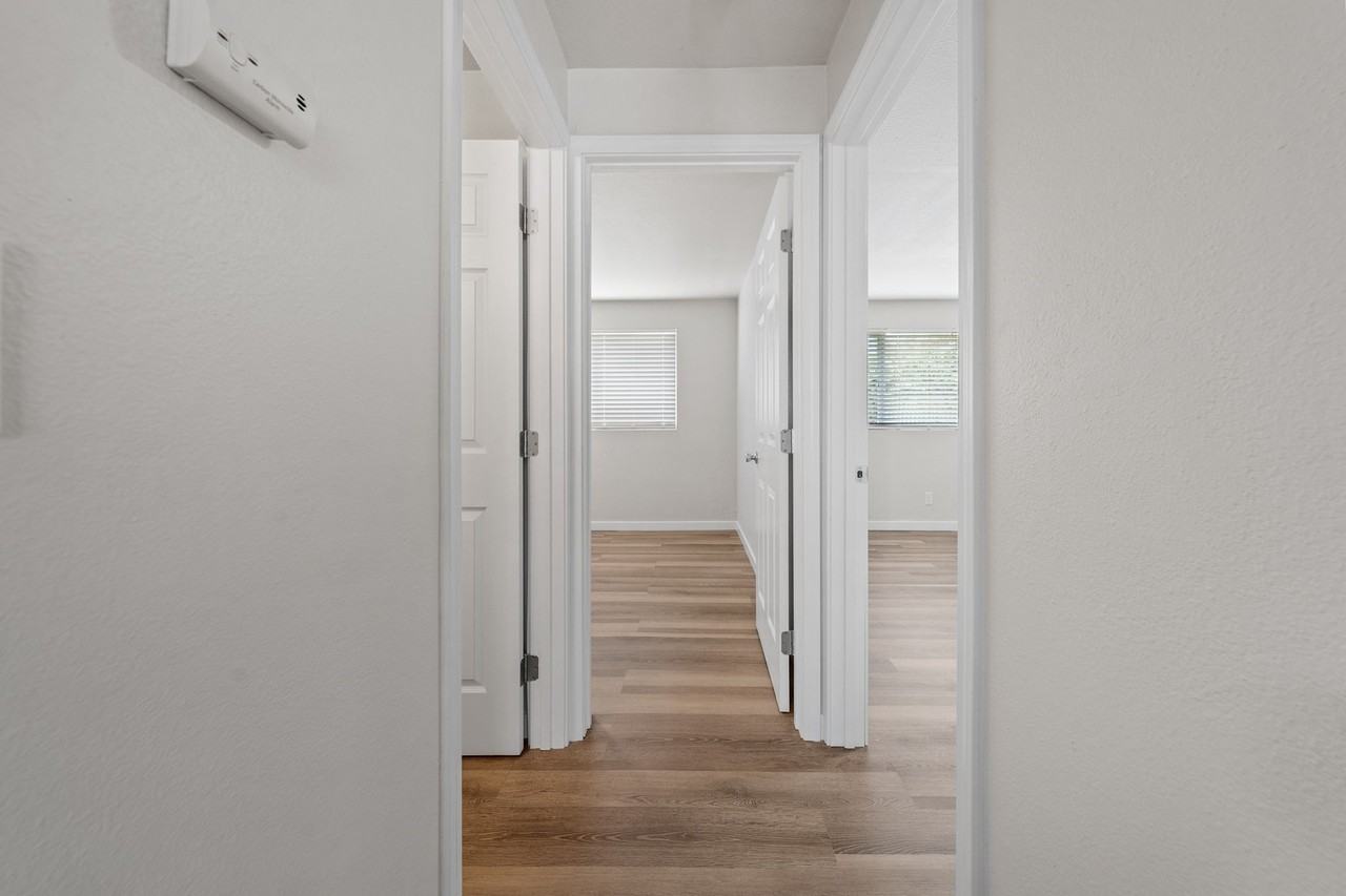 4425 Pacific Street Southwest - Photo 3 of 14