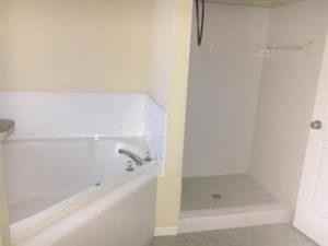 4438 Nw 34th Dr - Photo 3 of 16