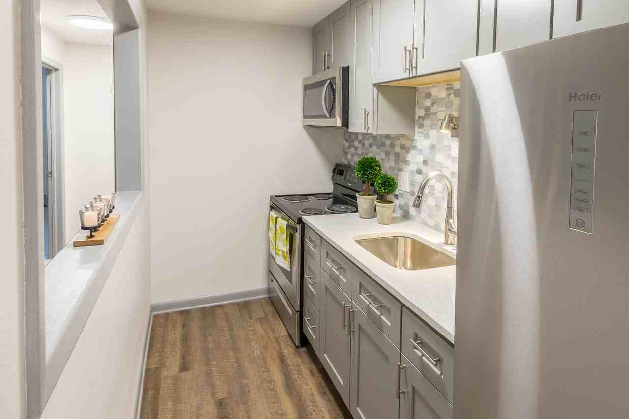 3535 S. Clarkson St. - Photo 4 of 22