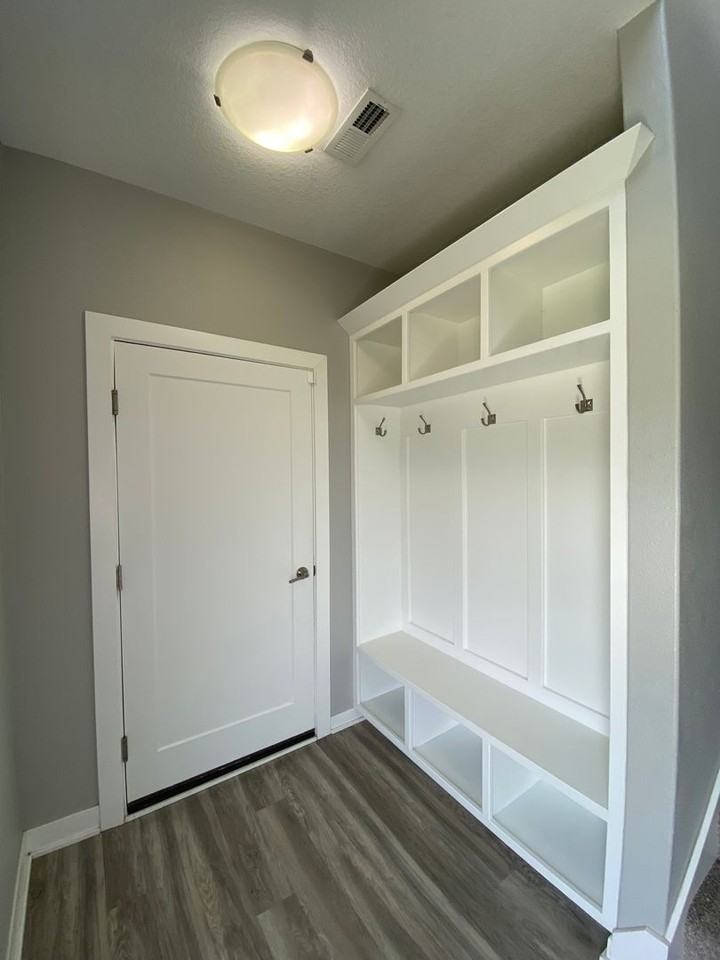 8891 Primo Lane - Photo 6 of 30