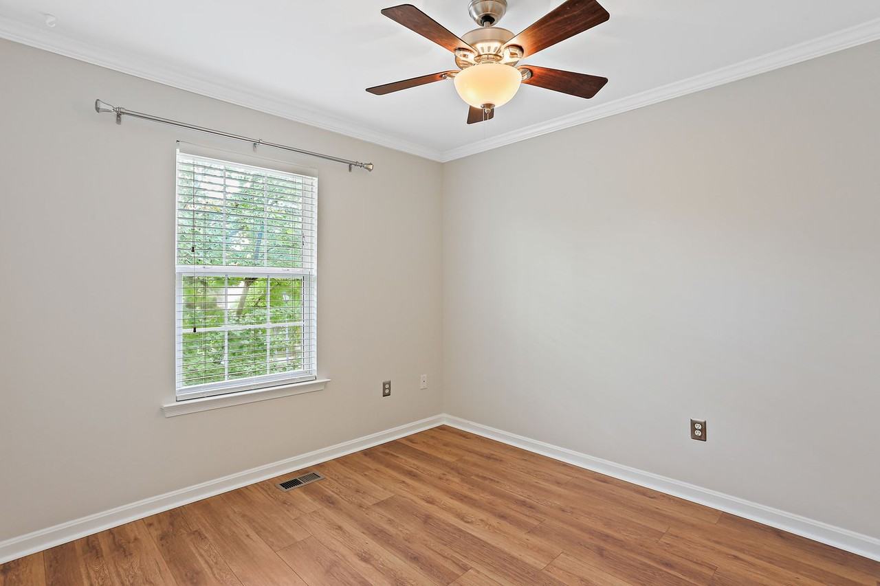 1407 Chessie Ct - Photo 3 of 14