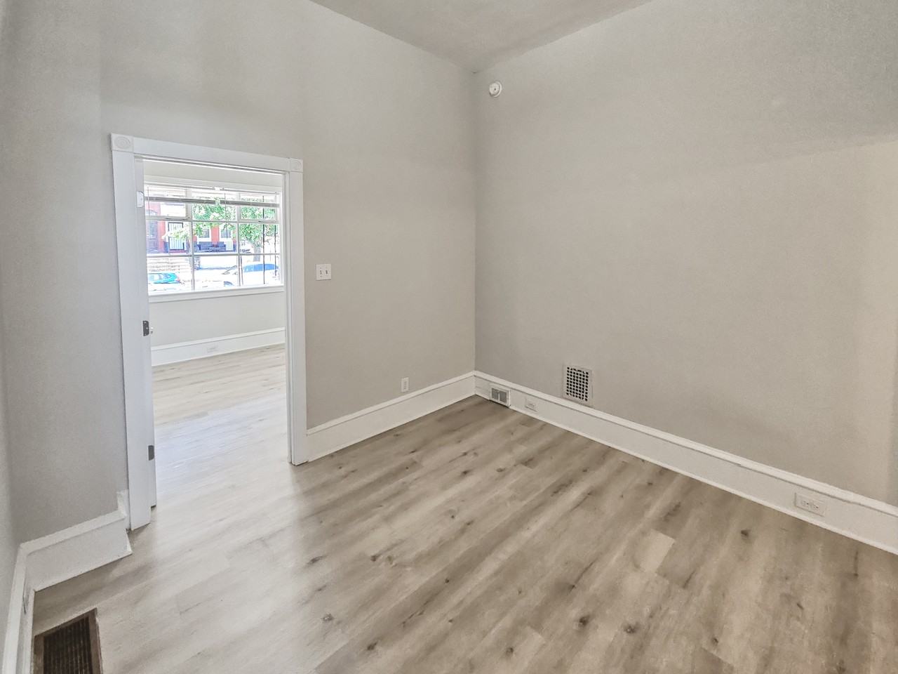 637 North 32nd Street #1 - Photo 6 of 35