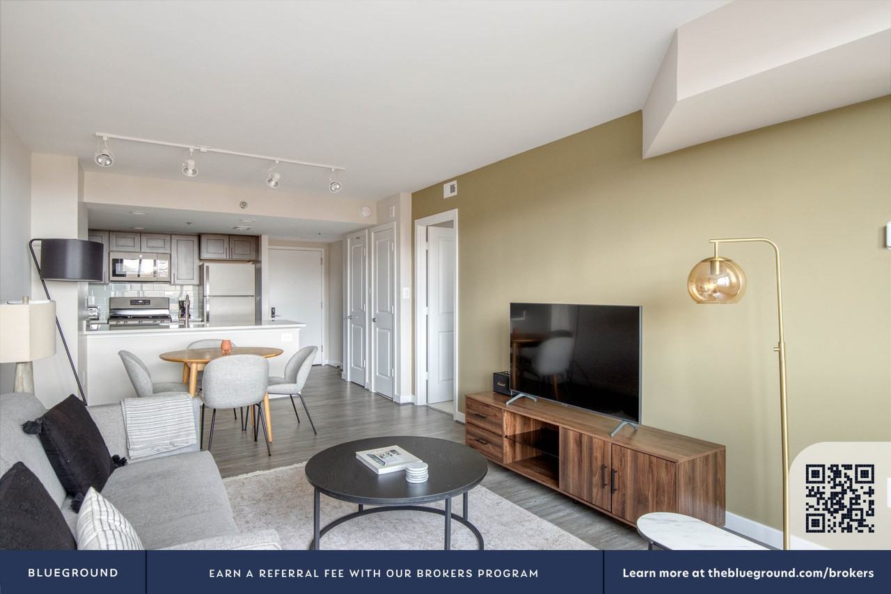 1200 North Veitch Street - Photo 5 of 63