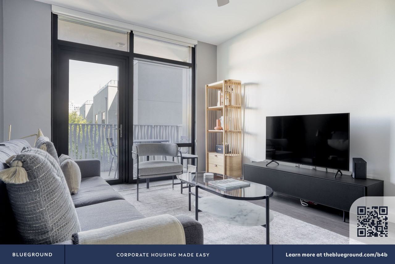 690 Long Bridge Street - Photo 5 of 40