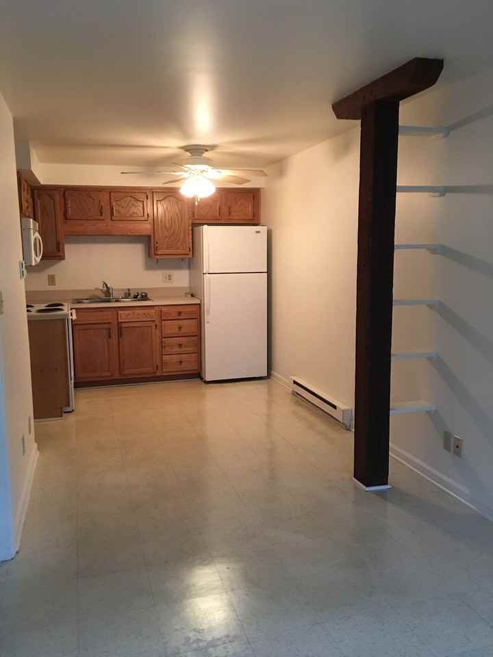 East Washington 104 Apts - Photo 3 of 8