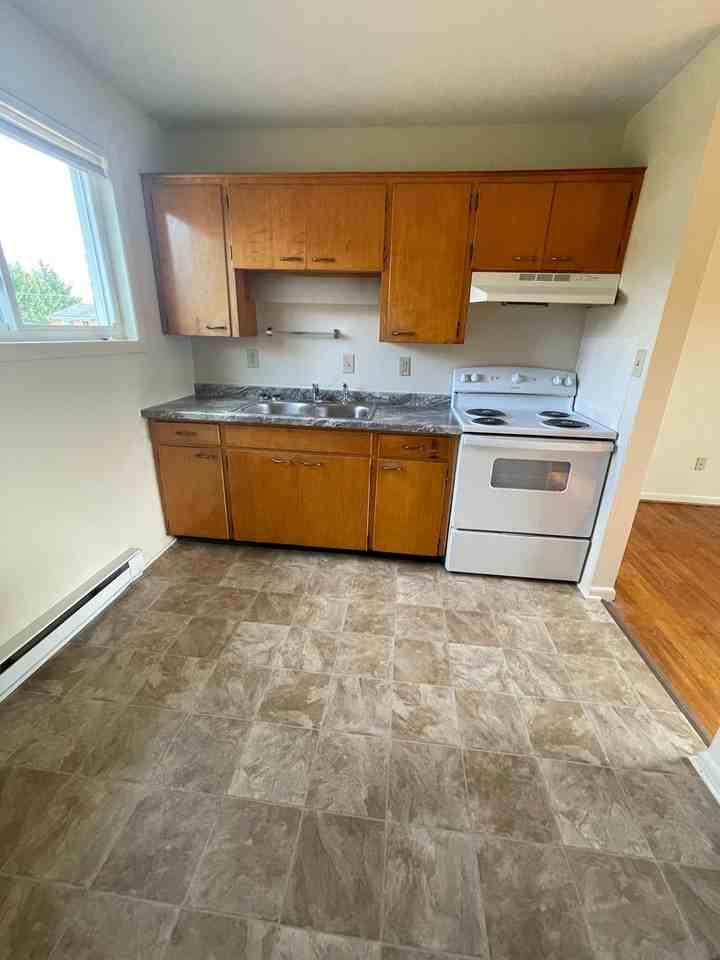 62 Pleasant Hill Road - Photo 4 of 7