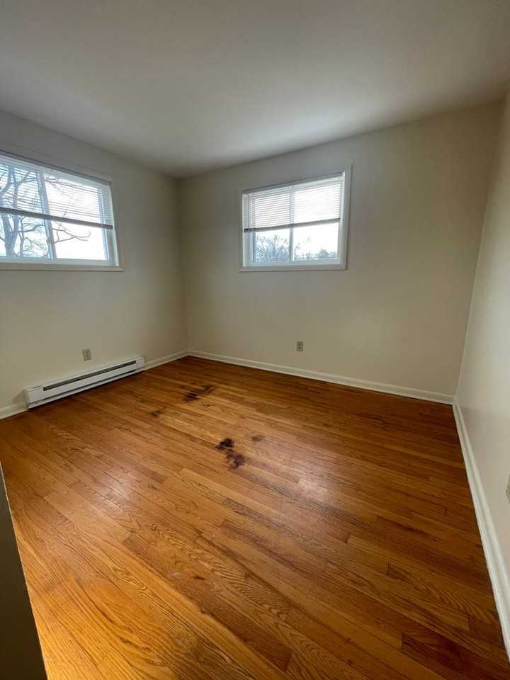 62 Pleasant Hill Road - Photo 5 of 7