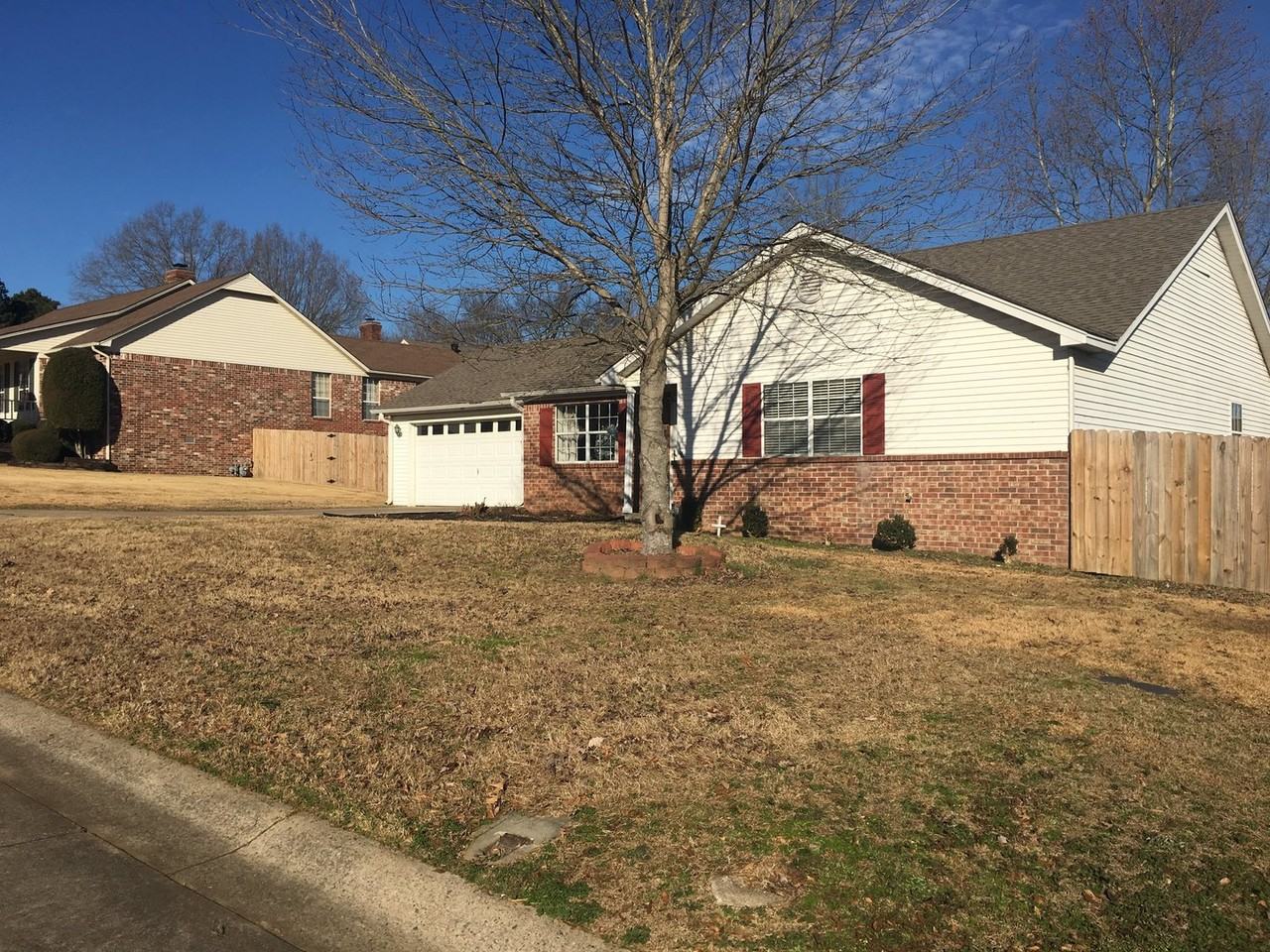 10 White Oak Cir - Photo 2 of 21