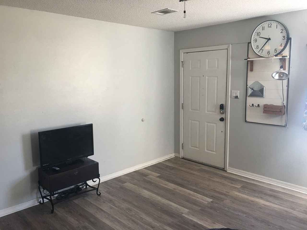 10 White Oak Cir - Photo 3 of 21