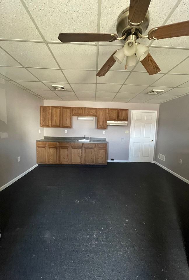 192 S 2nd St #6 - Photo 3 of 17