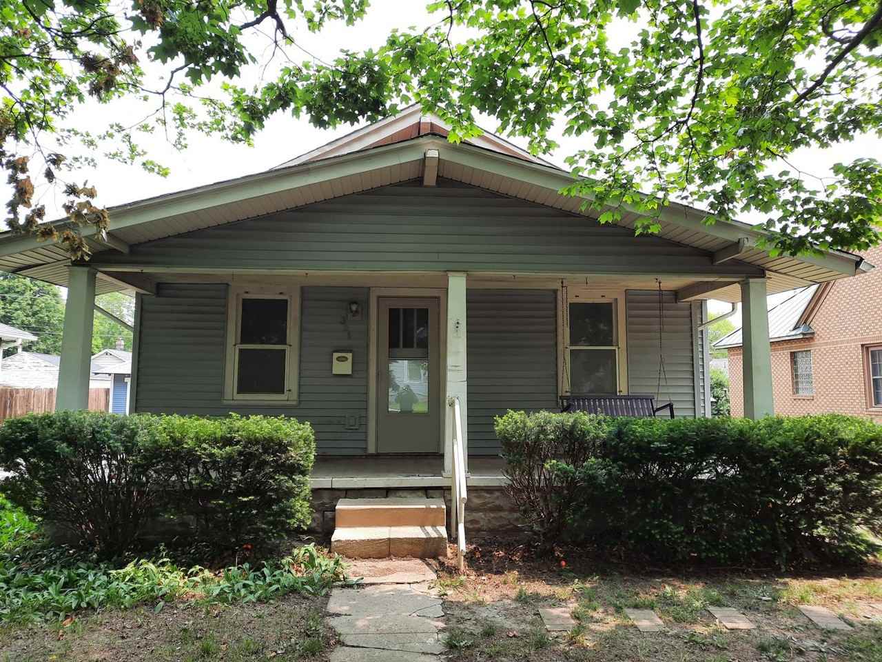 321 S 26th St, Lafayette, IN 47904 1 Bedroom House for 1,100/month