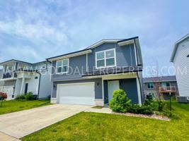 featured image of 1420 Ne Cedarwood Dr