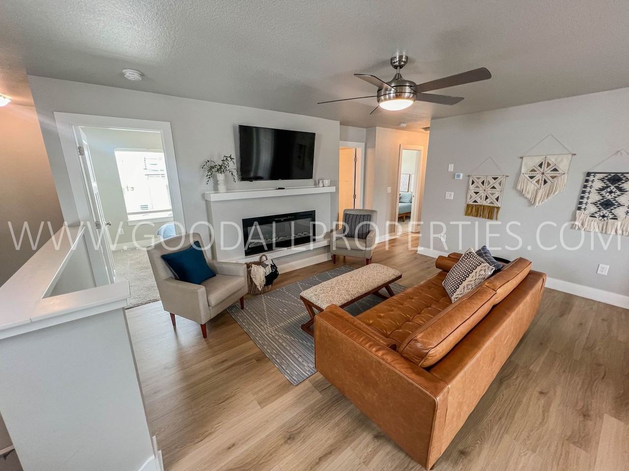 1420 Ne Cedarwood Dr - Photo 6 of 20