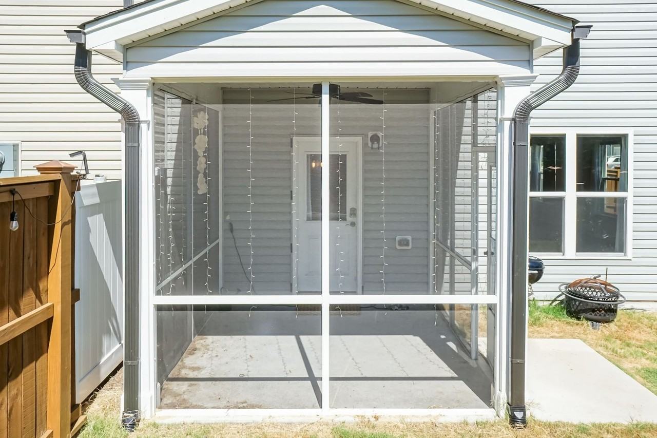 1112 Tigerlily Way - Photo 4 of 30