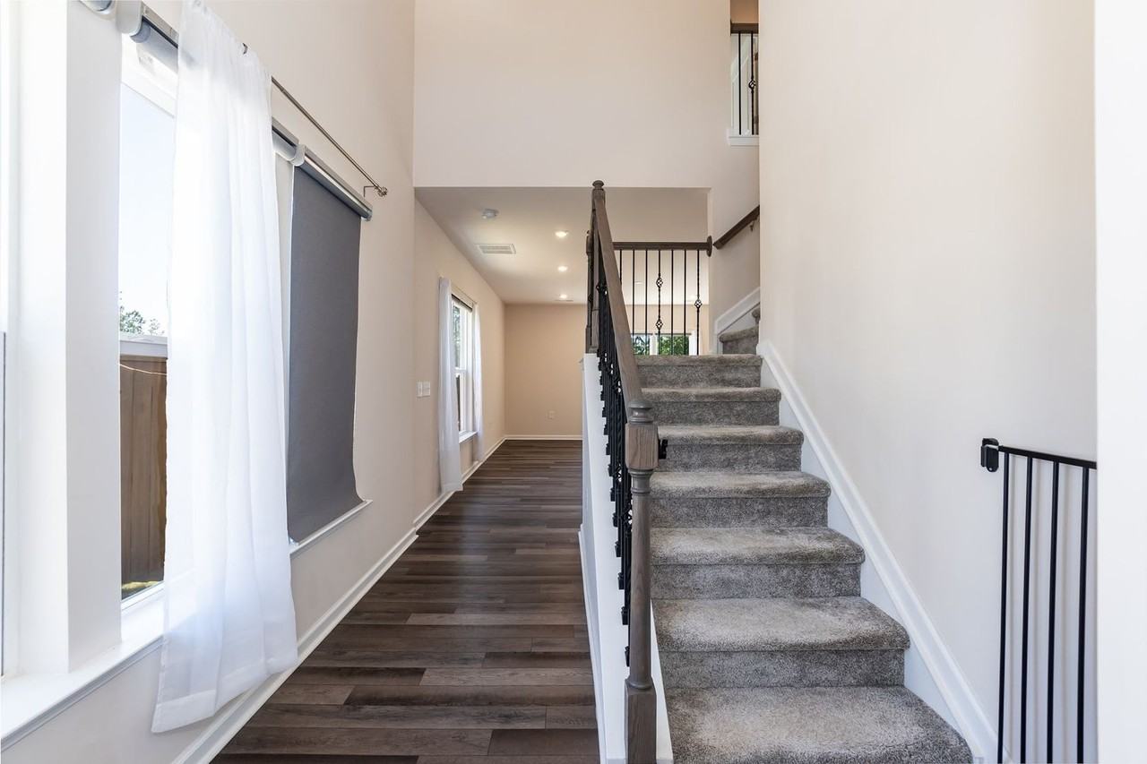1112 Tigerlily Way - Photo 7 of 30