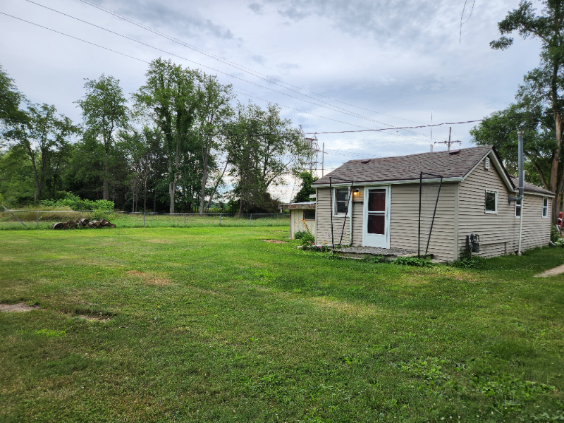 955 Miller Rd - Photo 2 of 14