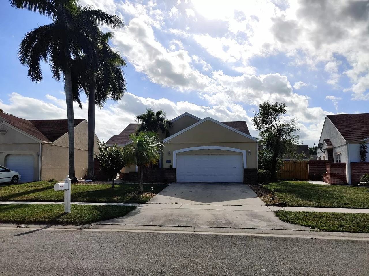 23205 Old Inlet Bridge Dr #NA - Photo 2 of 16