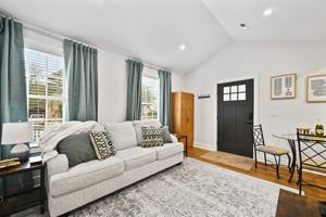 featured image of 2215 Cambridge Ave #NA