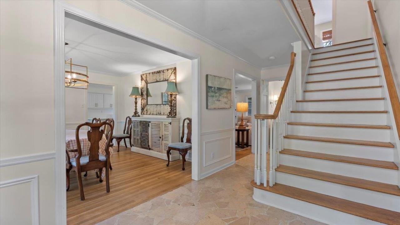 2344 Wood Bridge Cv #NA - Photo 3 of 26