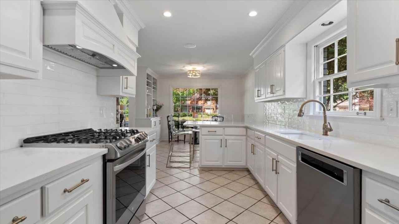 2344 Wood Bridge Cv #NA - Photo 7 of 26