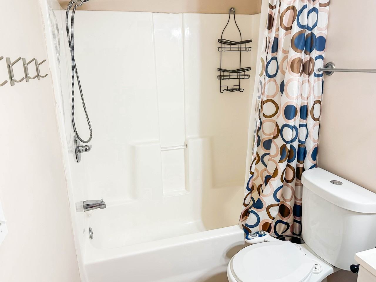 56 Freedom Dr Ne #NA - Photo 7 of 12