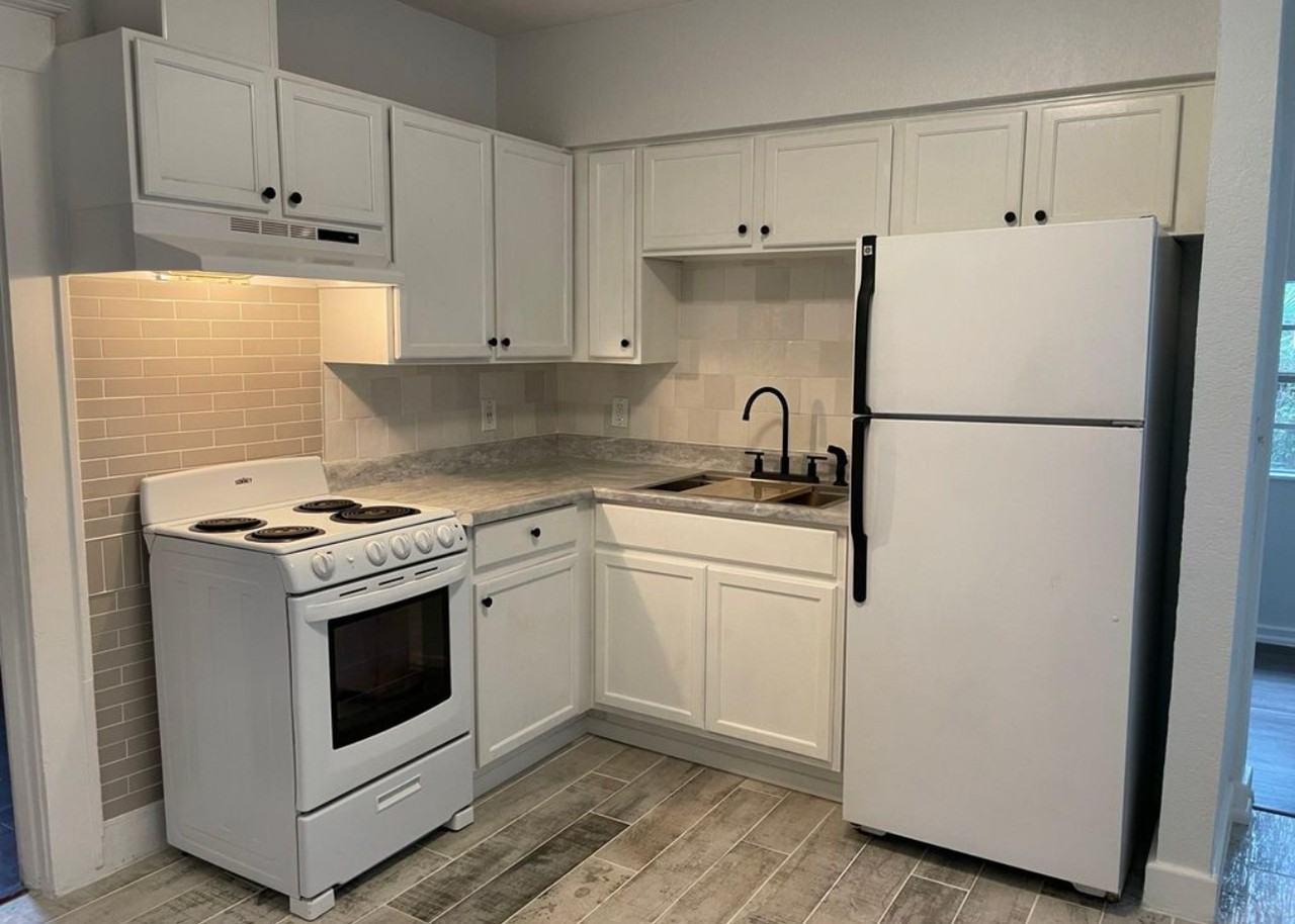 129 Hibiscus Ct #NA - Photo 3 of 20
