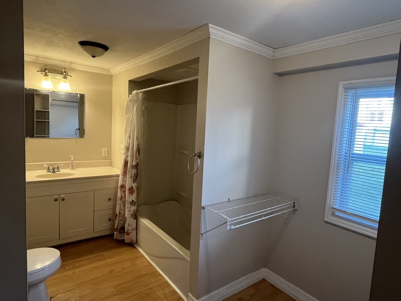 316B Empire St #NA - Photo 3 of 5