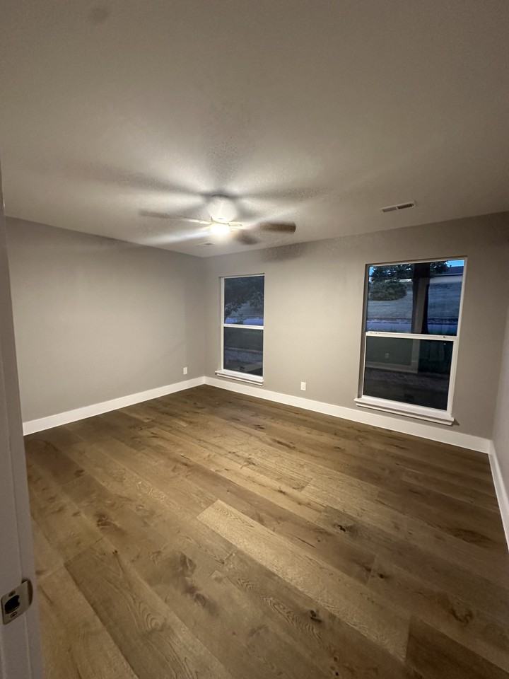 1322 Egan St #NA - Photo 3 of 7