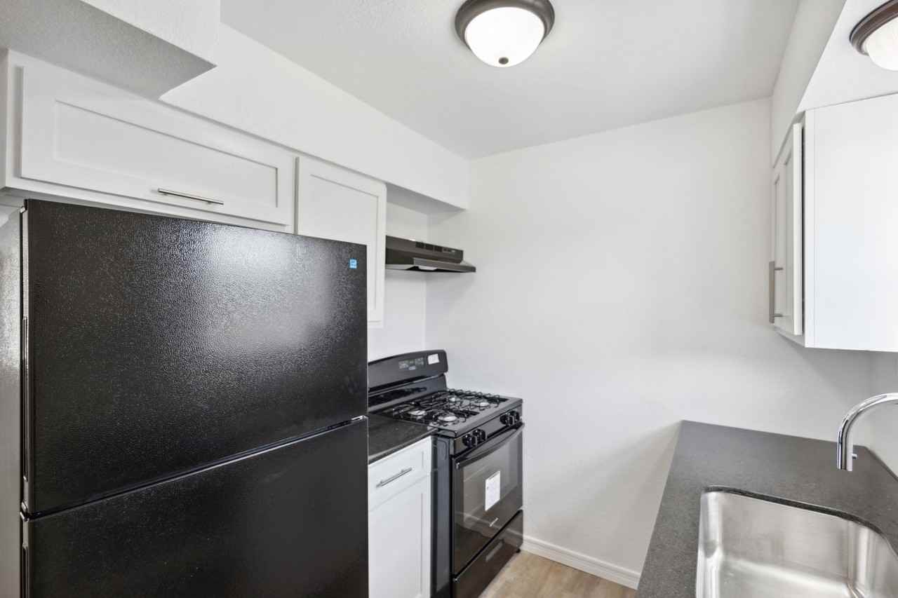 1148 S Memorial Apartments - Photo 3 of 10