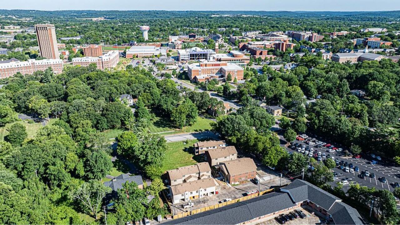 Ogden Place Apartments - Photo 3 of 26