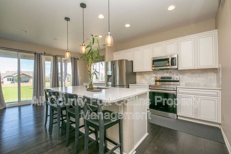 5428 Eagle Creek Dr - Photo 2 of 14