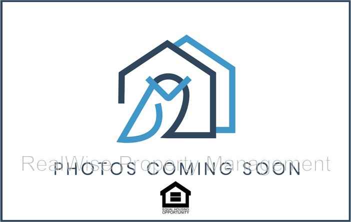 2190 Nw Hawthorne Ave - Photo 3 of 5