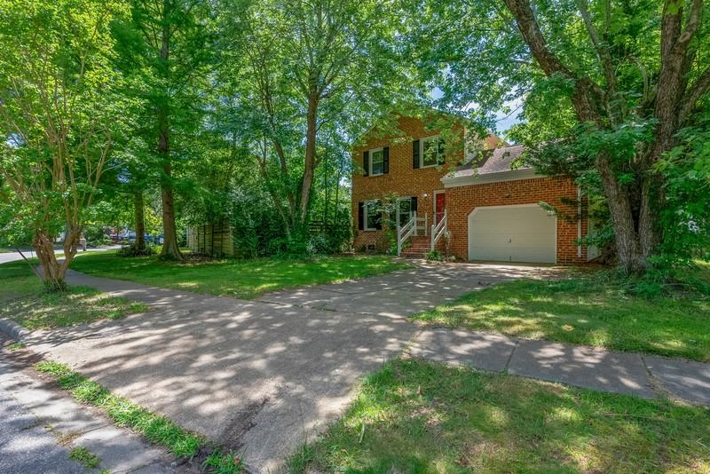 2105 Grey Fox Ln - Photo 2 of 32