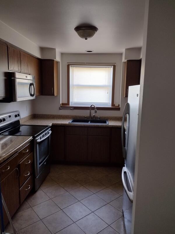 1103 Arthur Ave - Photo 5 of 25