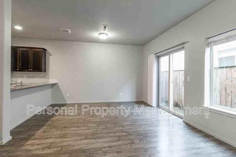 1311 Ne 82nd Way - Photo 5 of 20