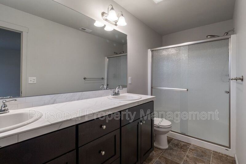 1311 Ne 82nd Way - Photo 7 of 20