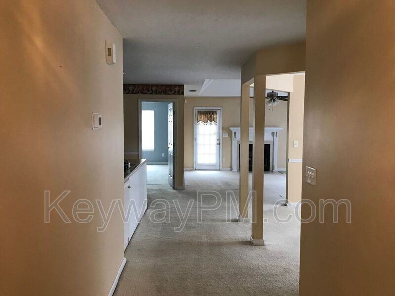 1017 Caddenwoods Dr - Photo 3 of 16
