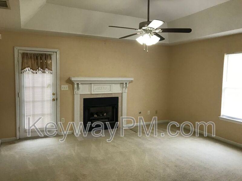 1017 Caddenwoods Dr - Photo 5 of 16