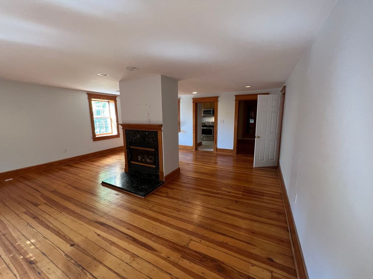 1915 E Market St #3 - Photo 2 of 48