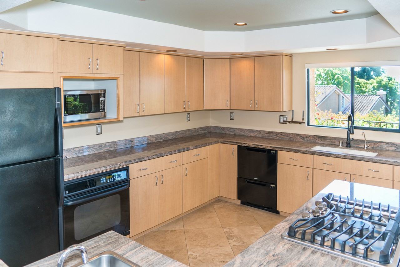 6457 Caminito Sinnecock - Photo 3 of 33