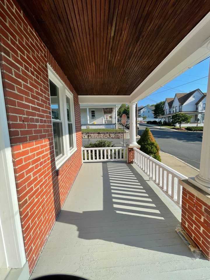 14 Chestnut St - Photo 2 of 19