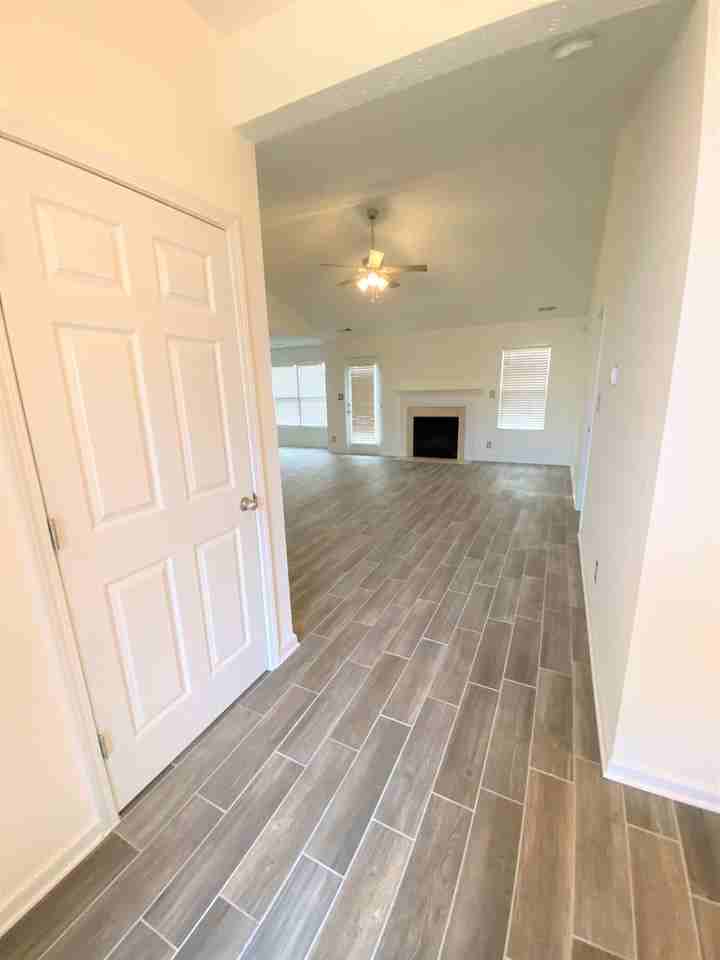 376 Tennessee Walker Dr - Photo 2 of 23