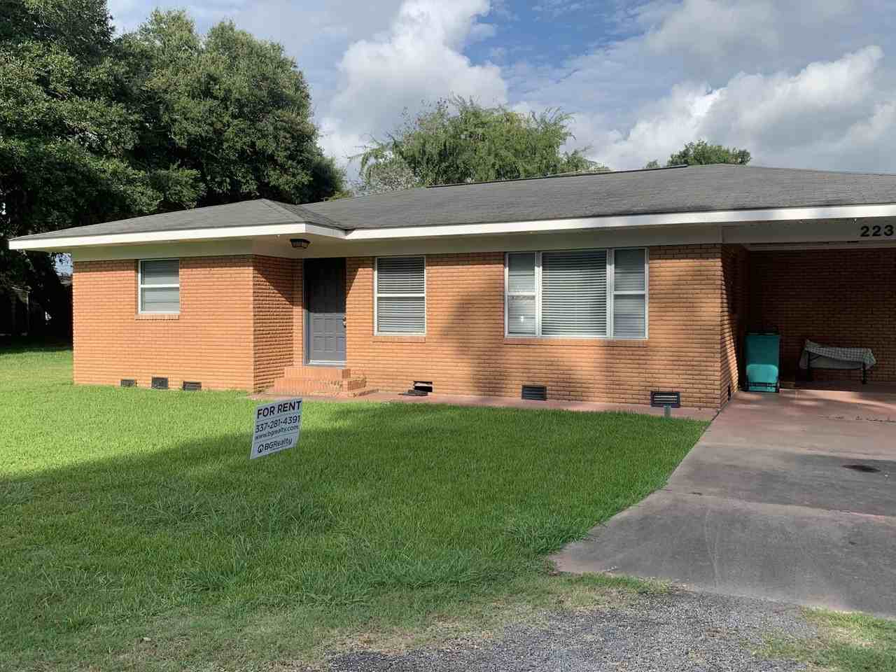 223 4th St - Photo 2 of 18